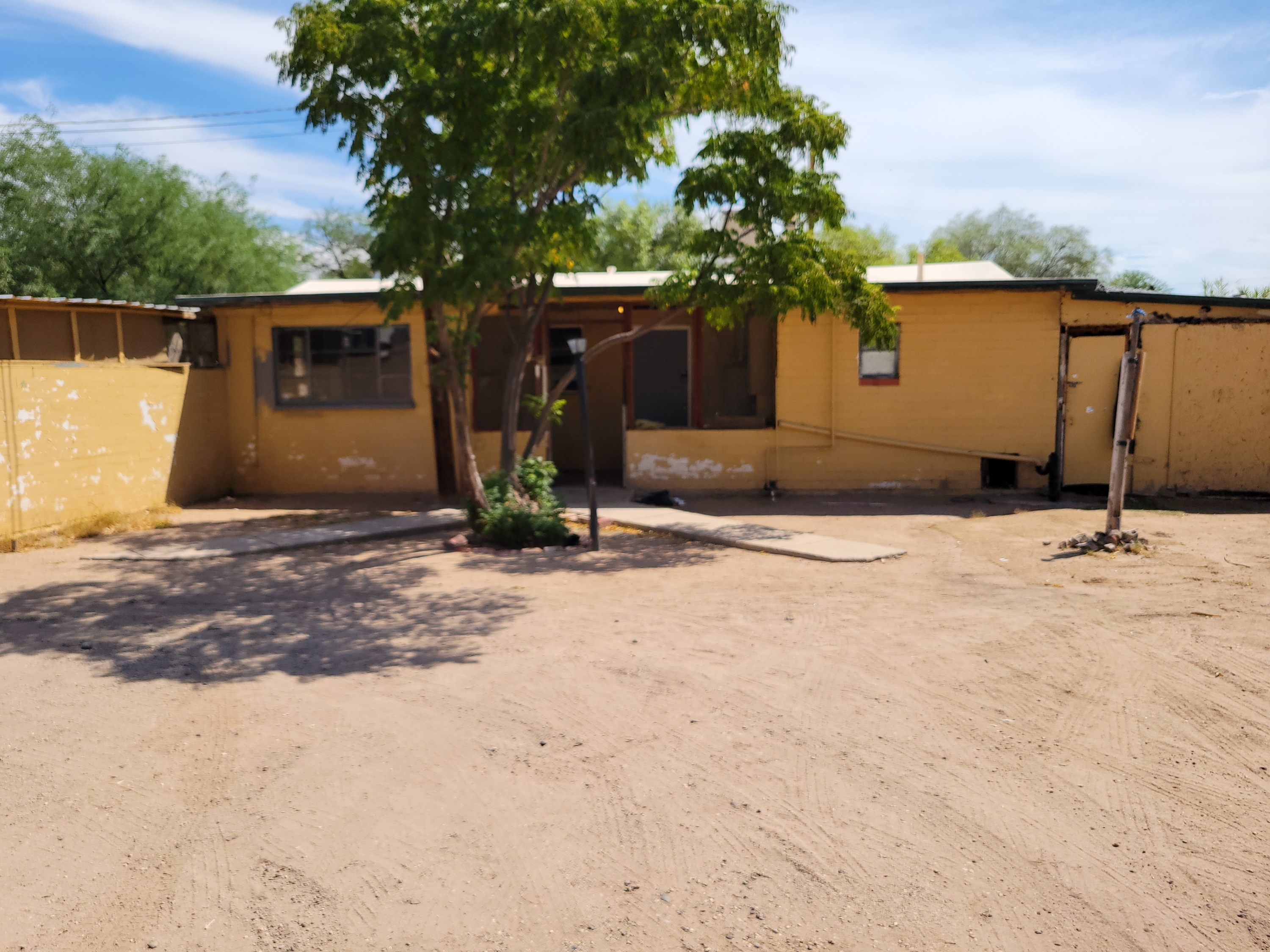 461 West Thurber Road-2