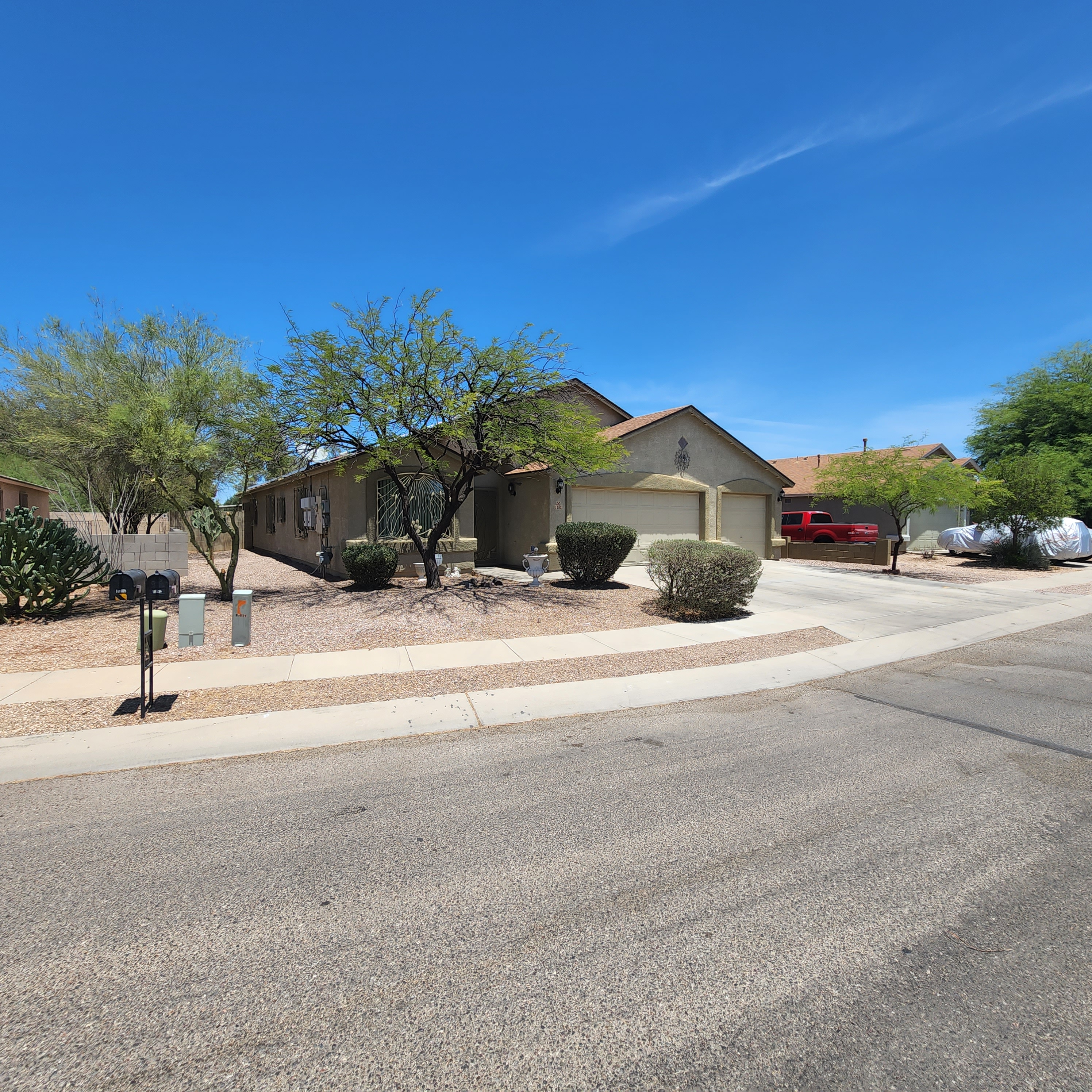 1382 West Via Rio Blanco