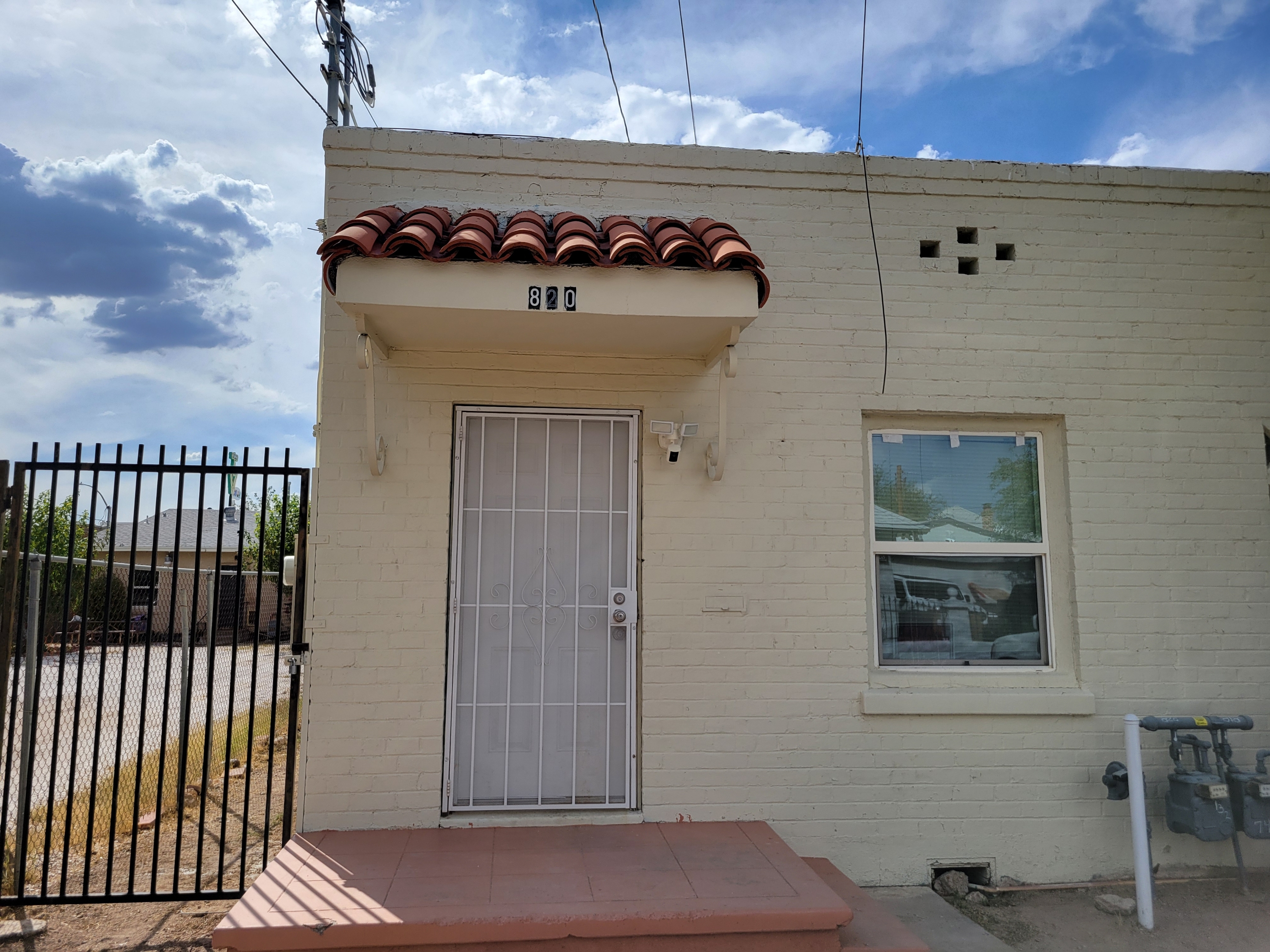 Property main image